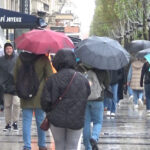 【速報版・てくてくフランス】びっくり!サマータイムと傘を使わないパリ市民