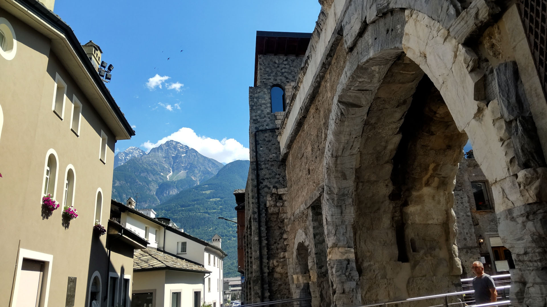 【イタリア】国境の町とパルマ